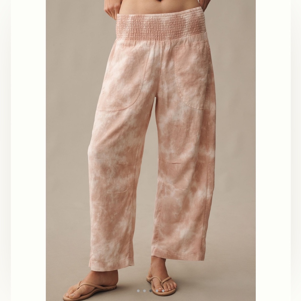 ❌Sold - Pilcro Reese Smocked Barrel Pull-On Pants Tie-Dye Anthropologie - Picture 2 of 14